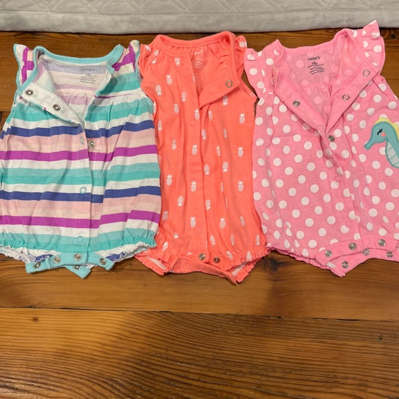 3 Carter’s Outfits - Picture 2 of 3